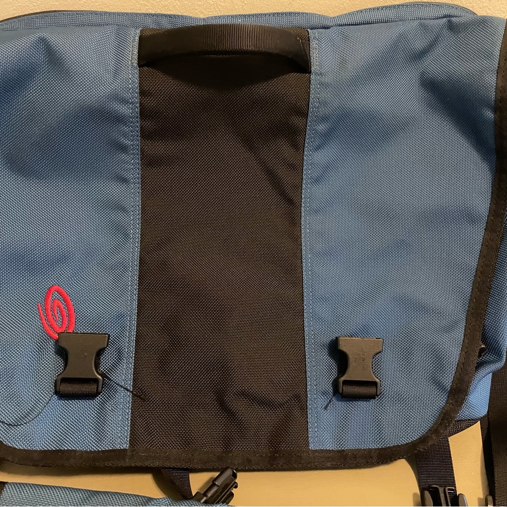 Timbuk2 messenger bag in good used condition